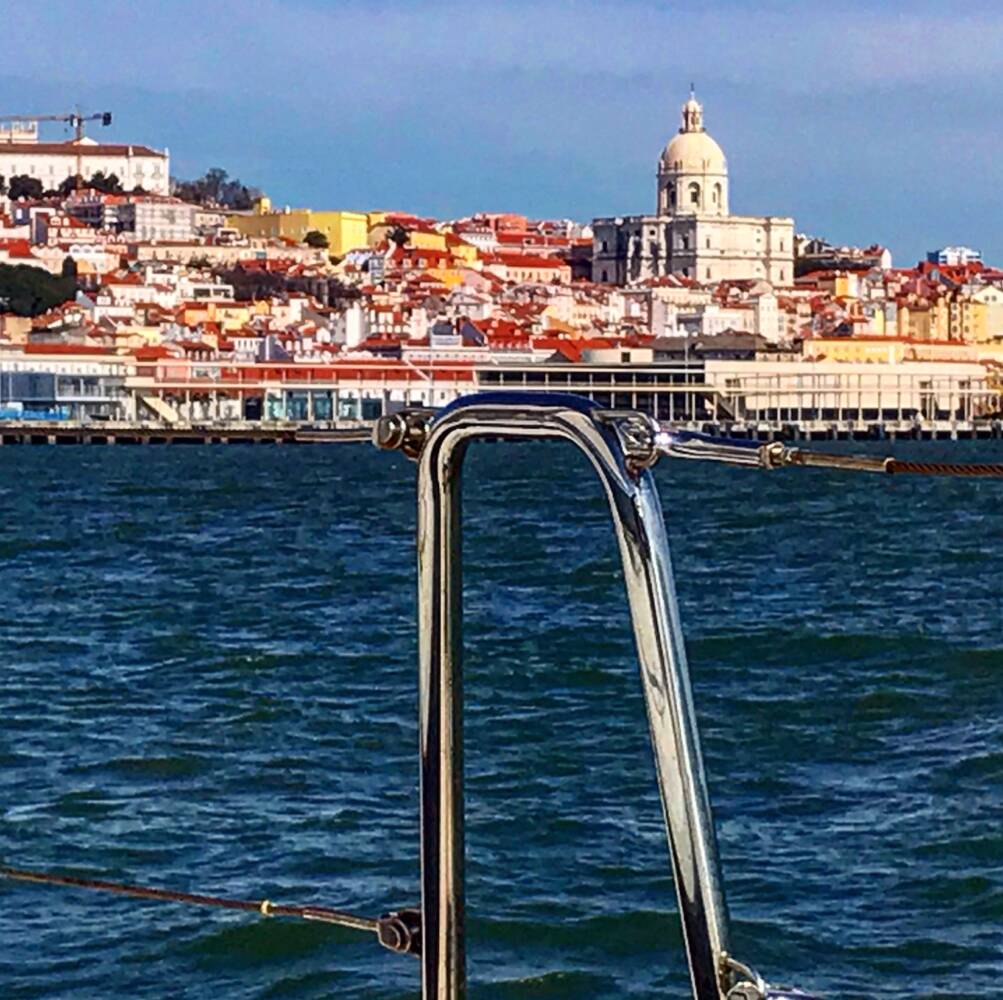 private boat trip lisbon