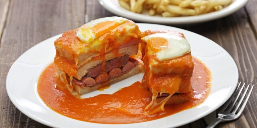 francesinha-porto-portugal