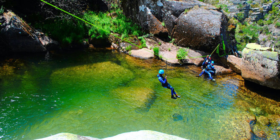 canyoning-in-geres-portugaljpg canyoning-in-geres-portugaljpg