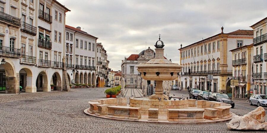 praca-giraldo-evora-alentejo